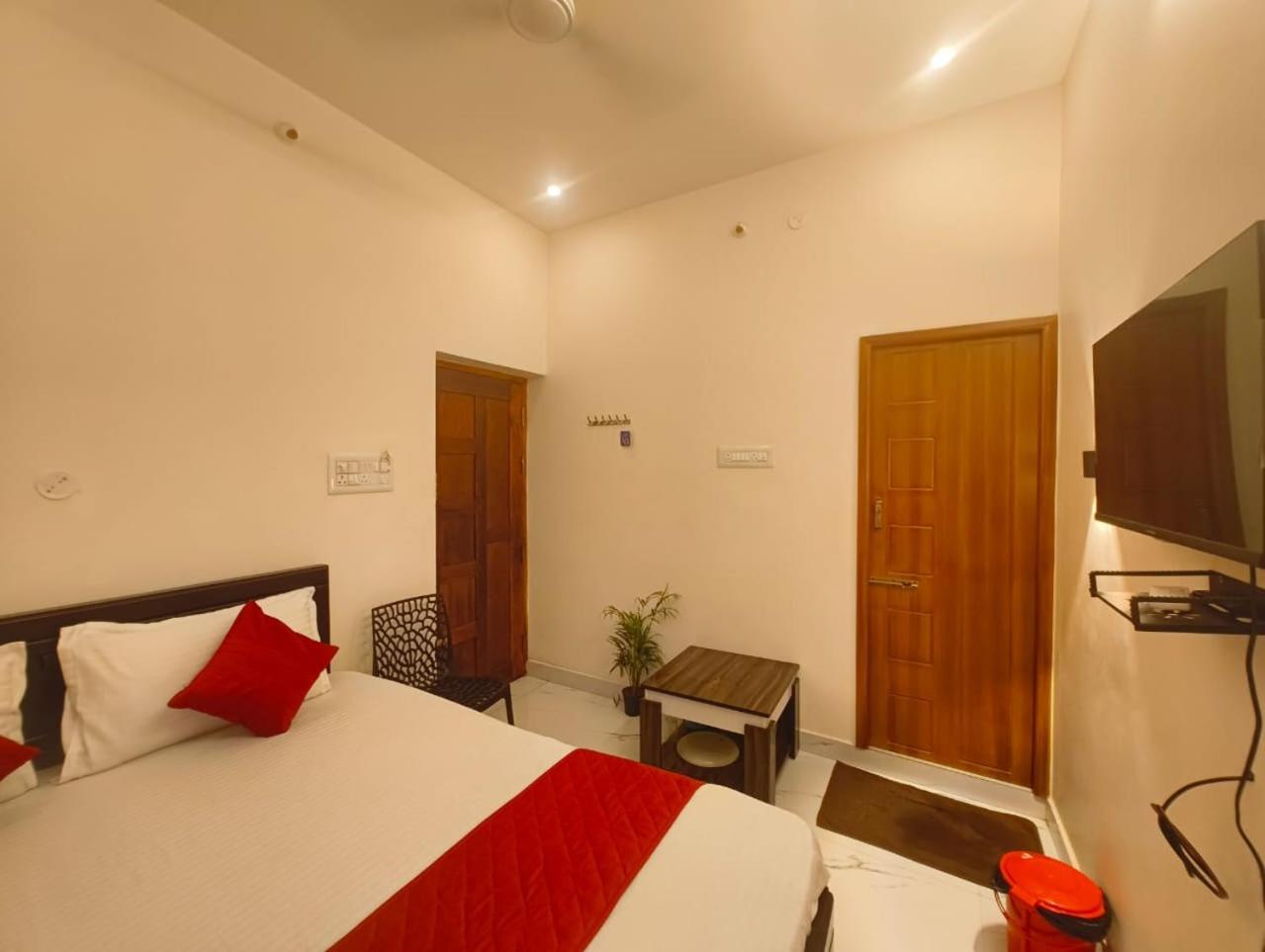 Rudra Elite Apartment Rameshwaram Exterior photo